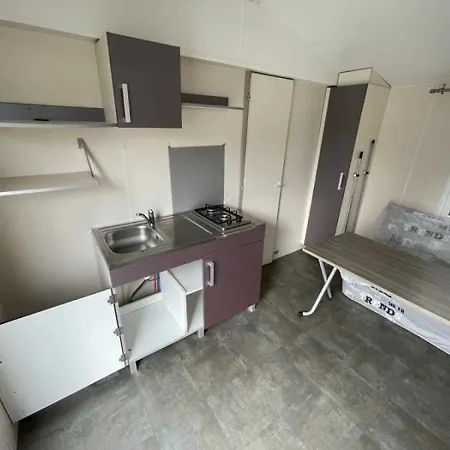 3 Etoiles - Piscine - Ccbbgcc شاليه Sauxillanges