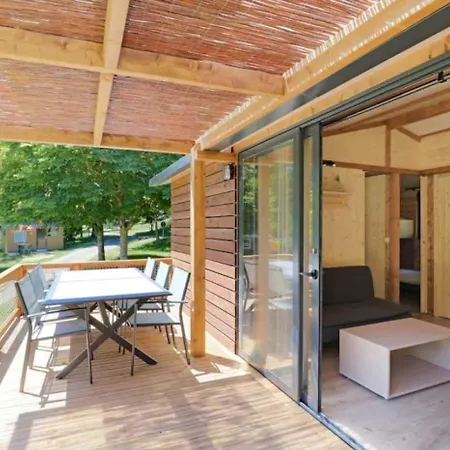 木屋 3 Etoiles - Piscine - Ccbbgcc Sauxillanges