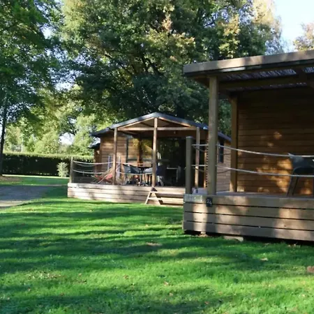 Tente de luxe Chalet 3 étoiles - Piscine - ccbbgcc Sauxillanges