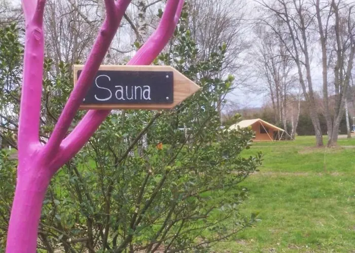 3 Etoiles - Piscine - Ccbbgcc Sauxillanges