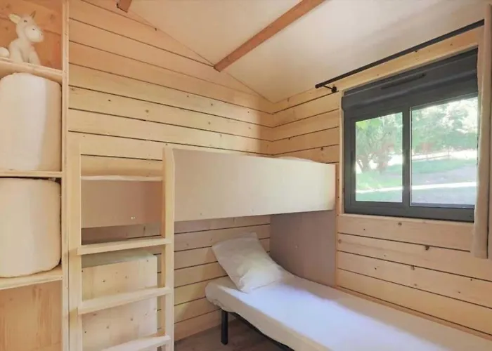 3 Etoiles - Piscine - Ccbbgcc Chalet *