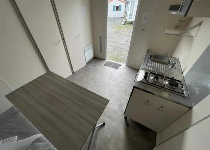 3 étoiles - Piscine - Ccbbgcc